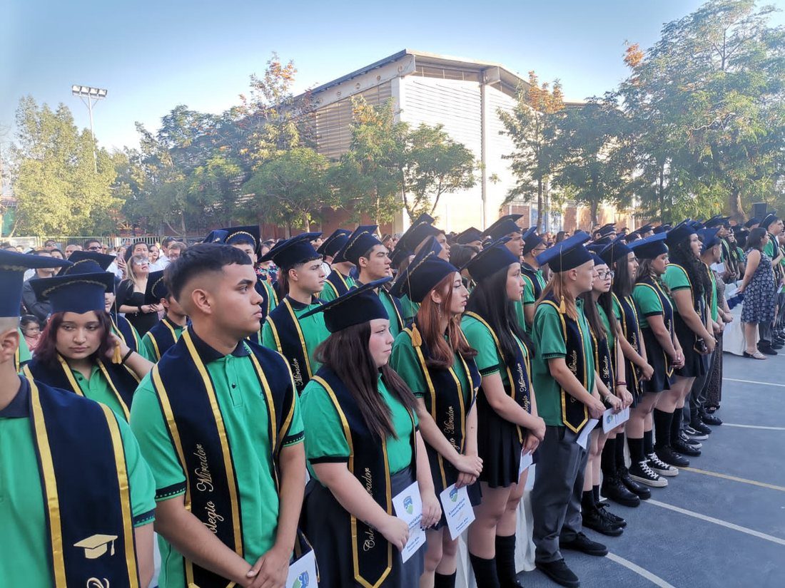 Ceremonia de licenciatura de IV° Medio del Colegio Mirador